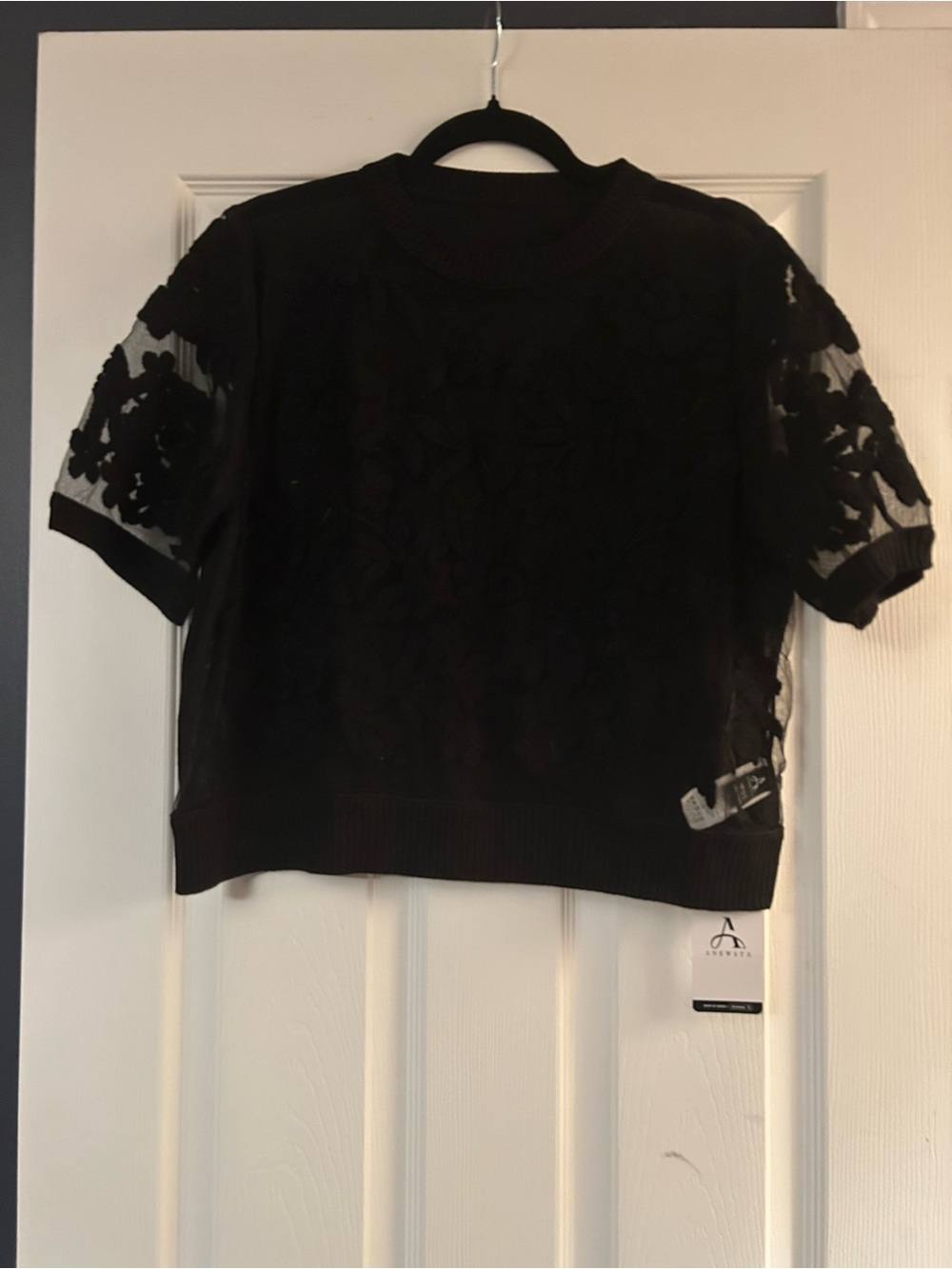 SHEIN Black Short-Sleeve Sheer Floral Knit Top